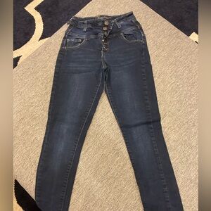 Delia’s vintage jeans